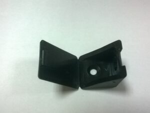 Уголок пластиковый монтажный, черный